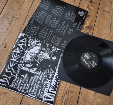 DISSEKERAD - V�ggarna Rasar LP